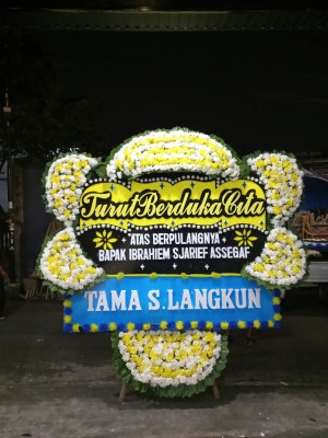 Papan Bunga Duka di Cipancar
